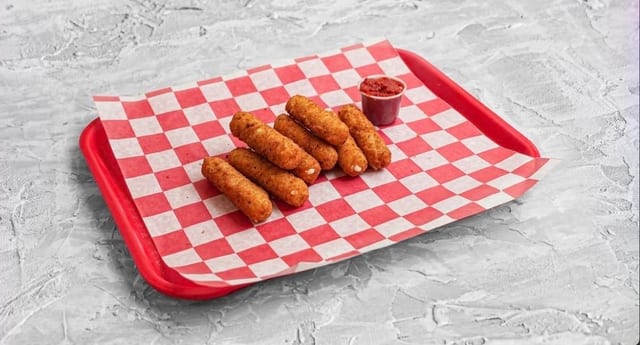 Mozzarella Sticks (8 Pieces).